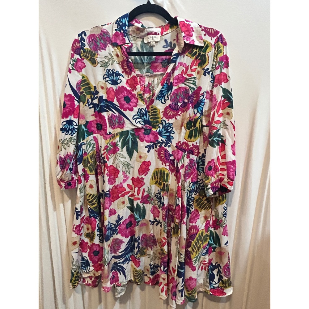 Umgee White Tunic with Pink, Blue & Green Floral Print